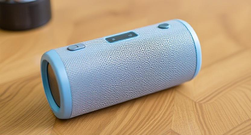 Buy Rugged Portable Bluetooth Speaker - Waterproof, Deep Bass & 24hr Battery Life - Digital Shop Now Ultra-rugged Ipx7 Waterproof Bluetooth Speaker with 24-hour Battery and Deep Bass for Outdoor Adventure.