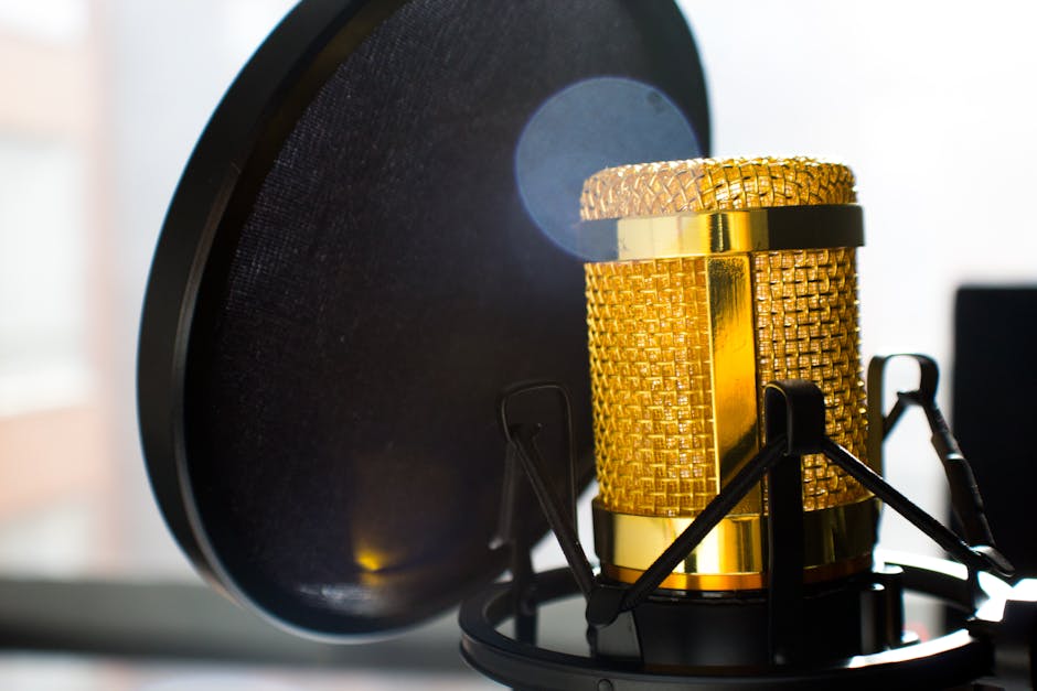 Pexels Photo 682082 - Digital Shop Now Dynamic Vs. Condenser Microphones: Which is Best for You?