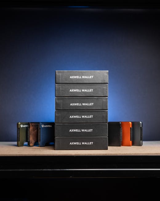 The Best Slim Leather Wallets for Men: A 2024 Guide