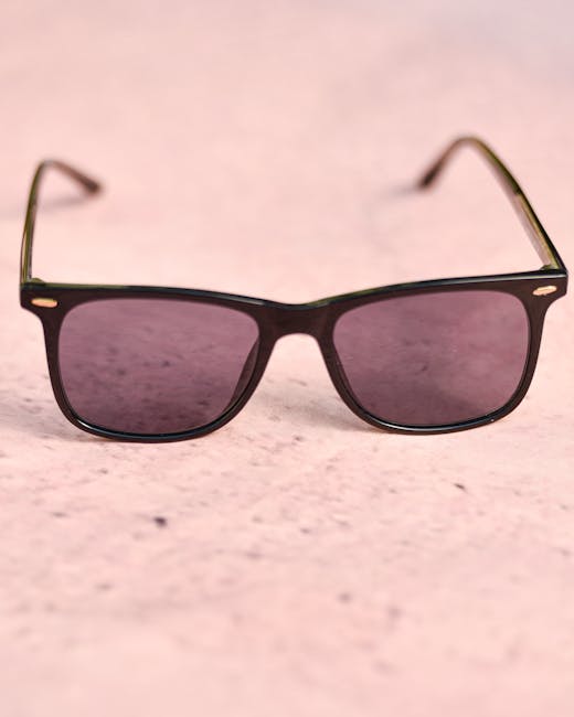 Beyond Style: The Health Benefits of Men's UV Sunglasses