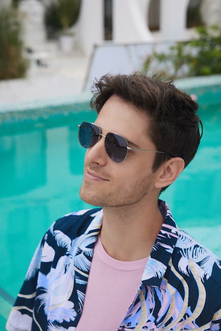 On-Trend Summer Looks: What Men Are Wearing Now