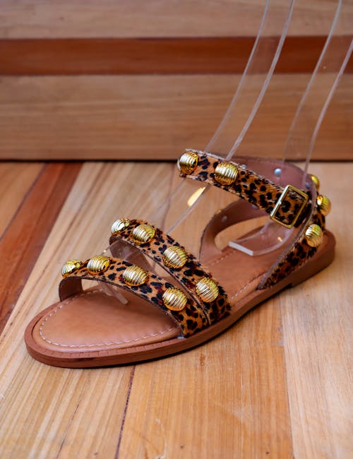 Stylish Flat Sandals for Women: Your Summer Essential