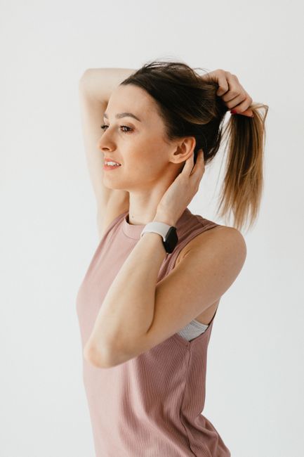 Your Everyday Wellness Partner: Slim Smartwatches for Women