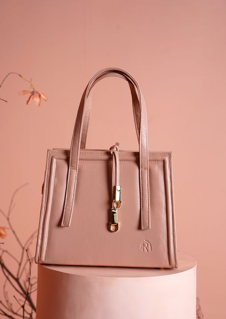 Seasonal Handbag Picks: Freshen Up Your Accessory Game