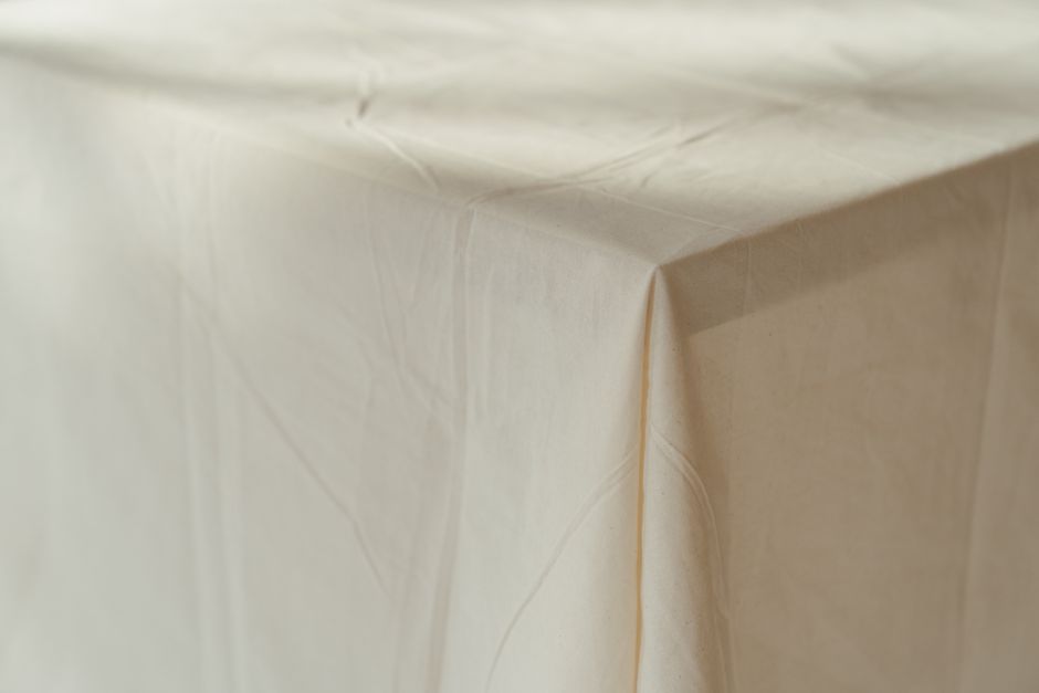 The Enduring Appeal of Lightweight Linen Shirts for Men