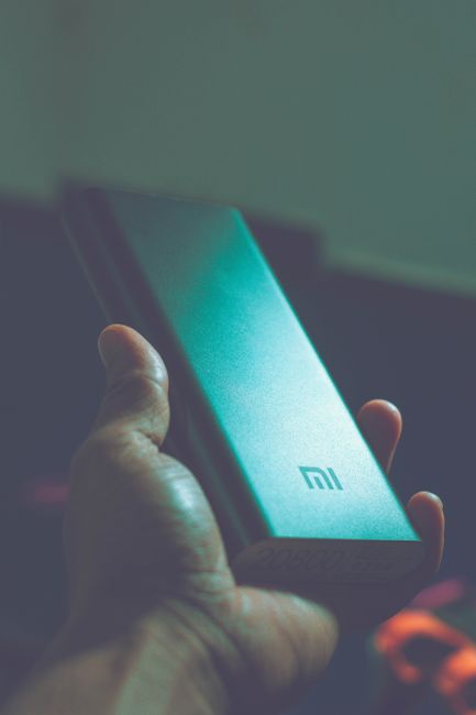 Your Pocket Powerhouse: 20000mAh Fast Charge Battery