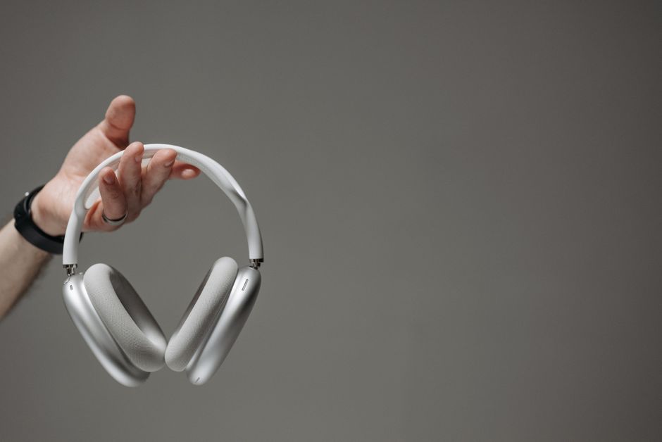 Top Wireless Headphones: Your Ultimate Buying Guide