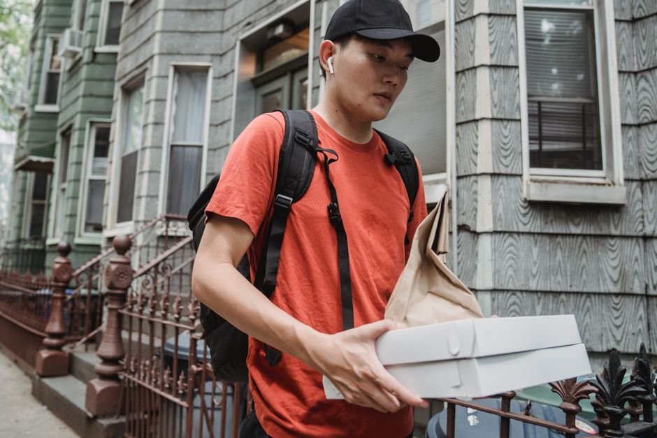 Need a Power Bank Fast? Discover Our Speedy Delivery.