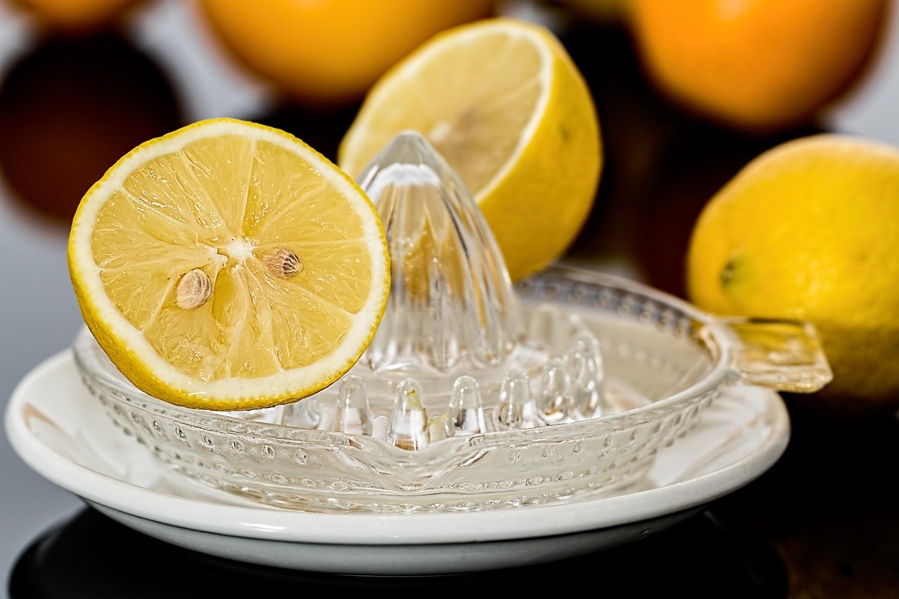 Get Your Summer Glow: Best Juicers for Healthy Drinks