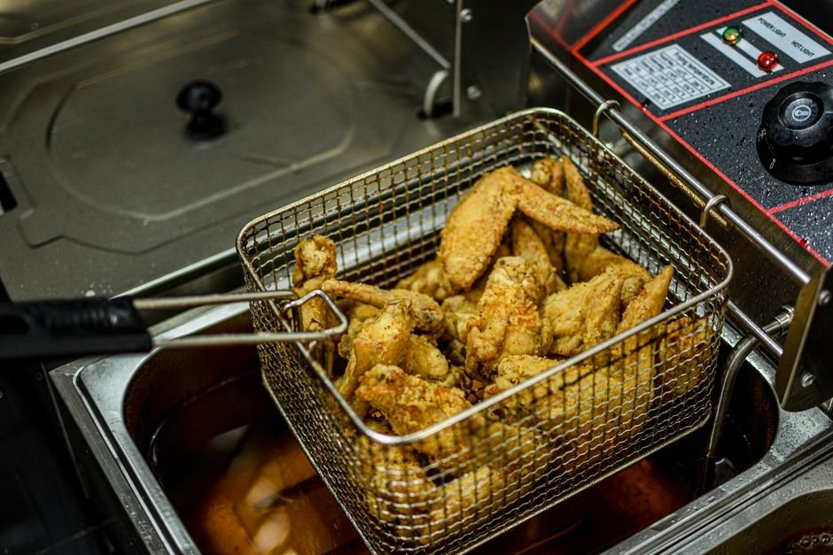 The Essential Compact Air Fryer for Small Apartment Living