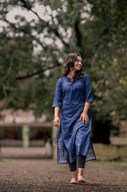 Lightweight Cotton Kurtis: The Foundation of Your Daily Look