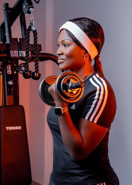 Seamless Style & Health: The Best Slim Smartwatches for Women