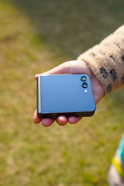 5G Foldable Phone Deals & Offers in India