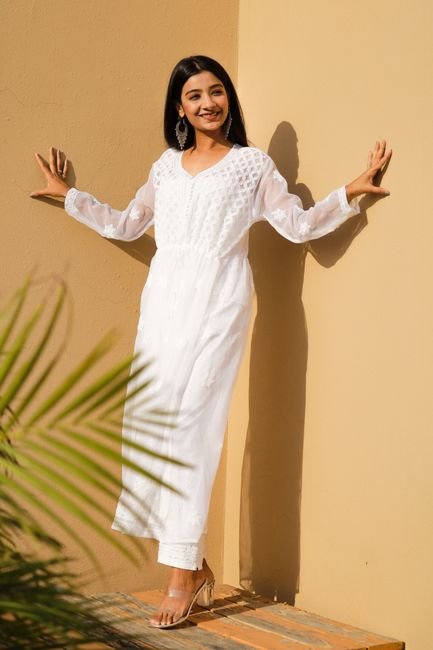 Simple, Stylish, Breathable: The Best Cotton Kurtis for Everyday