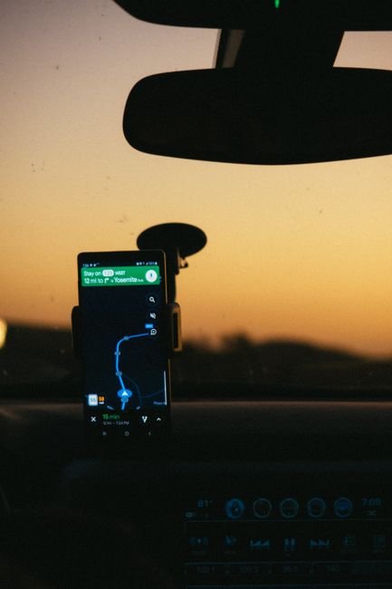 Best Dashboard Car Mounts: Hands-Free Driving Essential