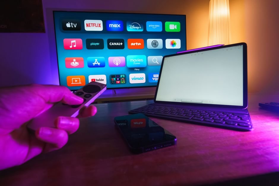 Features to Look for in an 8K Smart TV in India