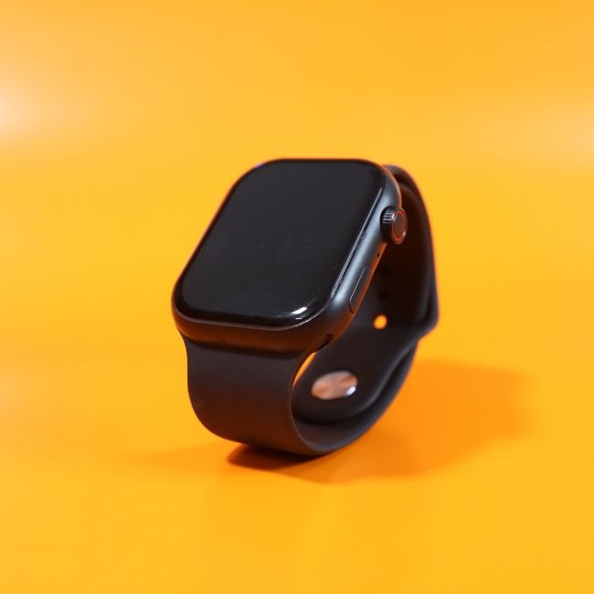 Empower Your Fitness Journey: Slim Smartwatches Tailored for Women
