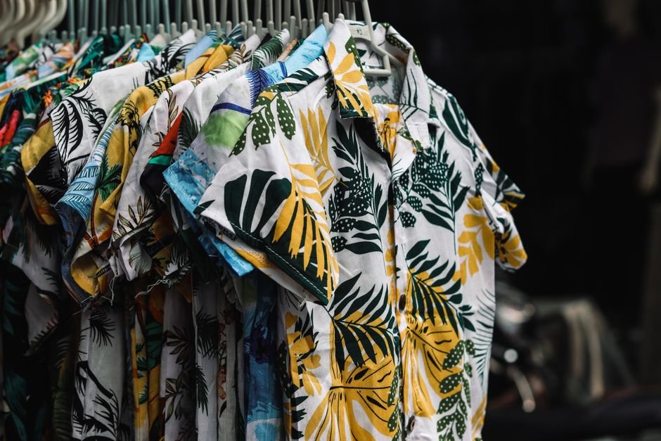 Effortless Elegance: Why Linen Shirts Are Perfect for Summer Men