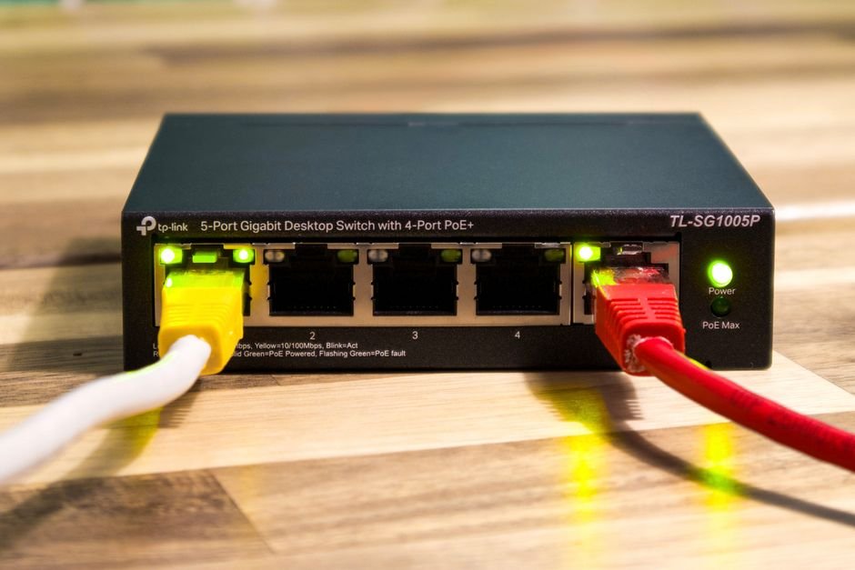 Large Home WiFi: Routers That Guarantee Strong Signals