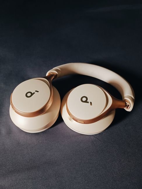 Top 10 Wireless Headphones with Active Noise Cancellation