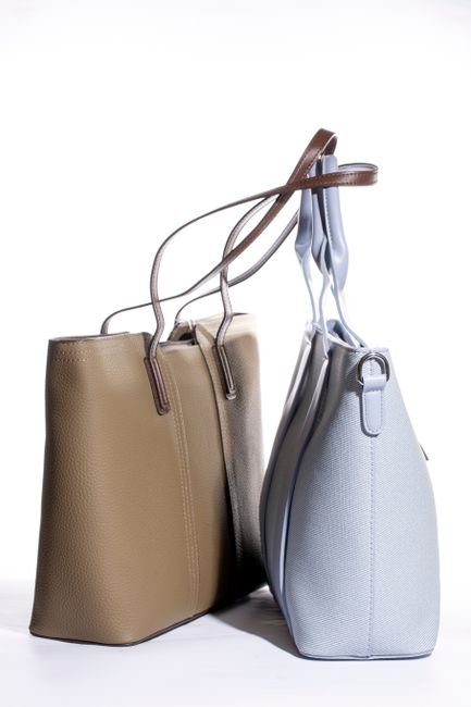Accessorize with Confidence: How to Choose the Right Handbag