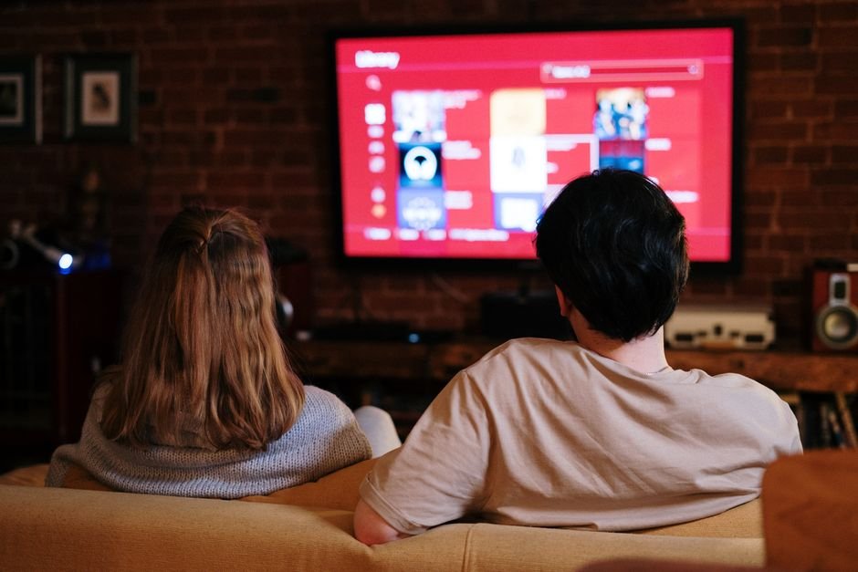 Transform Your Living Room: 43-Inch 4K Smart TV & Dolby Vision