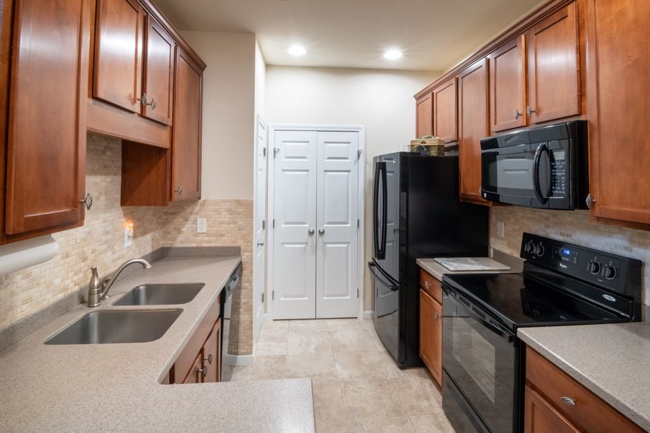 How to Organize Your Double Door Refrigerator for Maximum Space