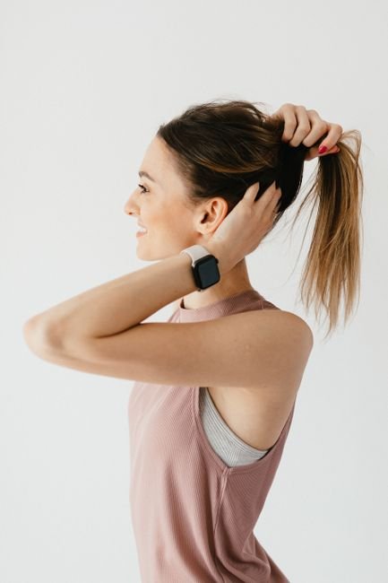 Minimalist Design, Maximum Impact: Slim Smartwatches for Women