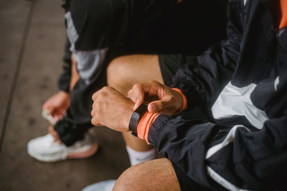 Why Every Athlete Needs a Waterproof Smartwatch