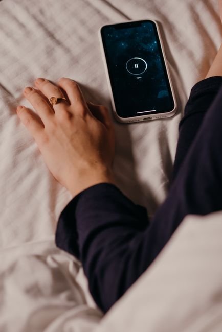 The Pros and Cons of Wearing a Smart Ring