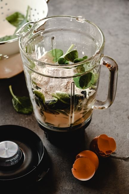 Effortless Smoothies: Why a High-Speed Mixer Grinder is Essential