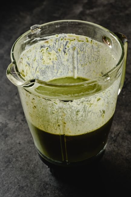 Juicing vs. Blending: The Power of High-Speed Mixer Grinders for Smoothies