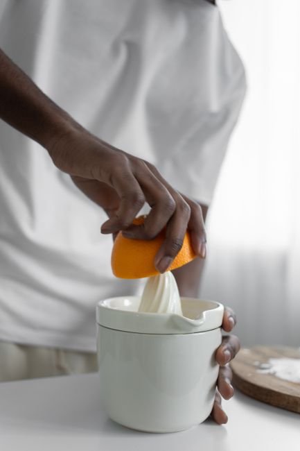 From Garden to Glass: Fresh Summer Juices with a Cold Press