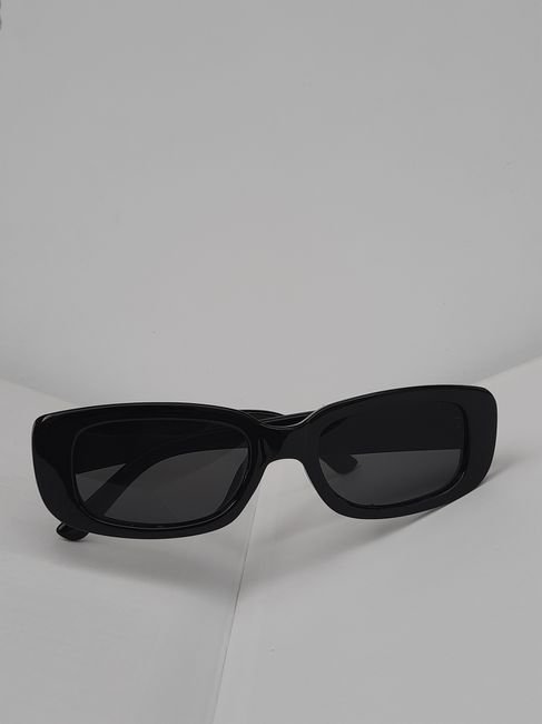 Travel Smart: Essential UV Protection Sunglasses for Your Trip