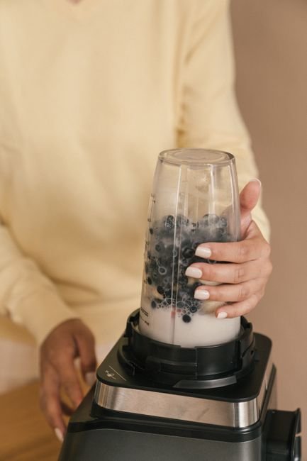 Versatile Blending: 750W 3 Jar Mixer Grinder for All Your Needs