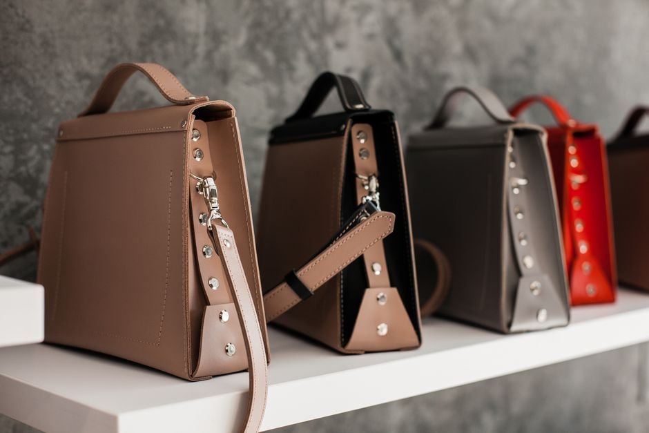 Seasonal Handbag Picks: Refresh Your Look for Spring/Summer/Fall/Winter