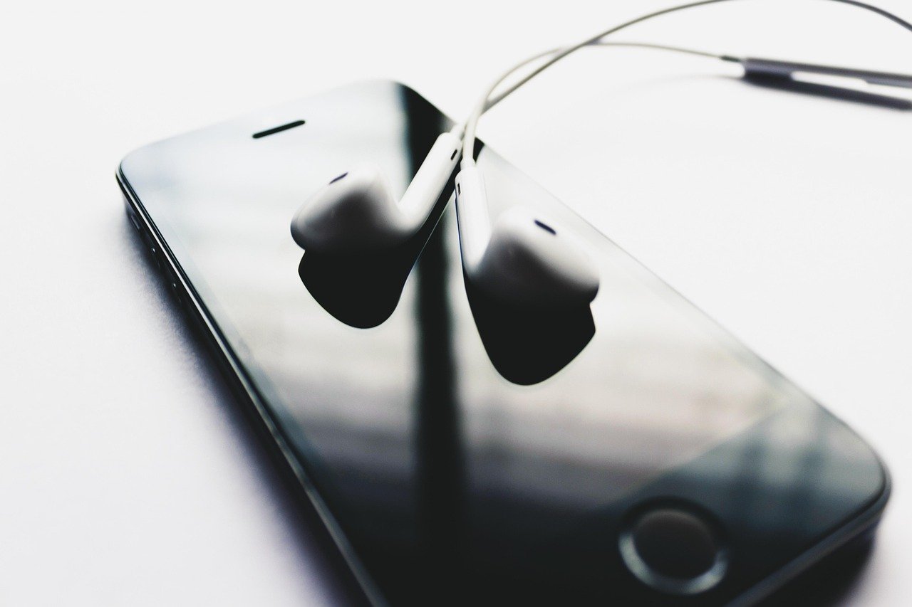 Redmi Earbuds Price: Your Go-To for Affordable Tech