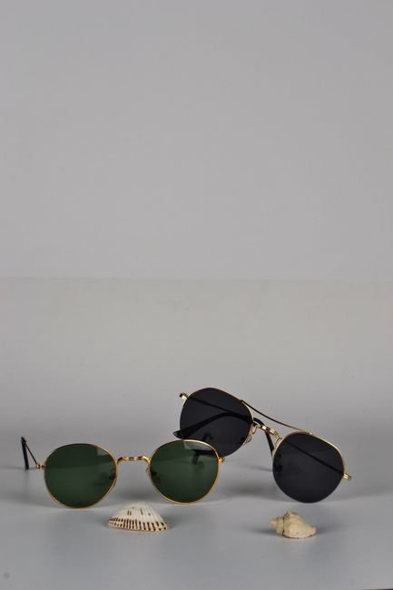 Choosing Sunglasses for Driving: Safety and Visibility