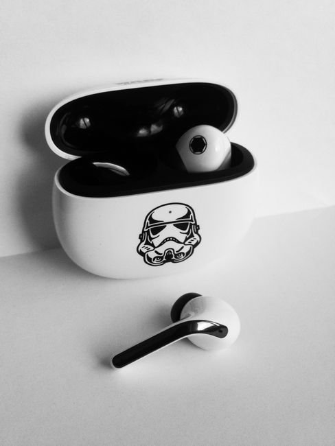 Get Yours Now: The Best Deals on Bluetooth Earbuds with ANC
