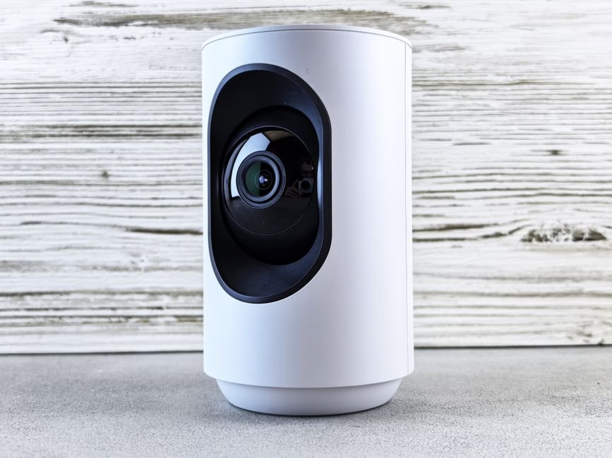 Protect What Matters: CCTV Cameras with User-Friendly Mobile Apps