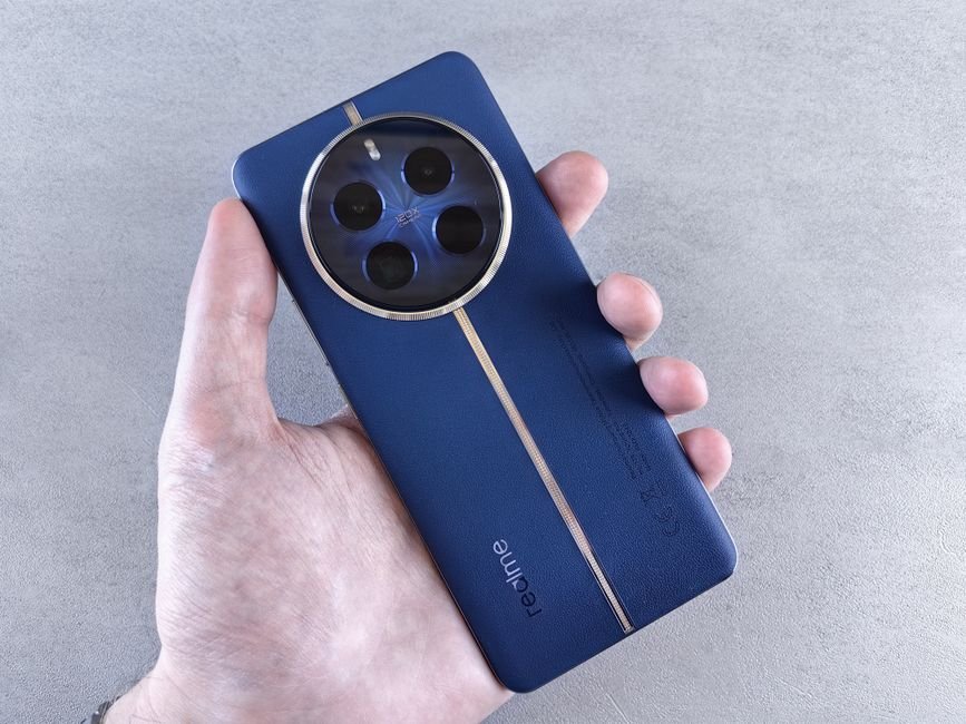 The Ultimate List: Camera Phones Under 15000 for Every User