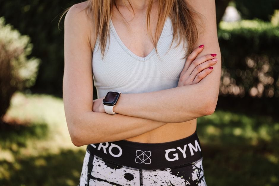 From Workout to Wake Up: Fitness Bands with Sleep Tracking