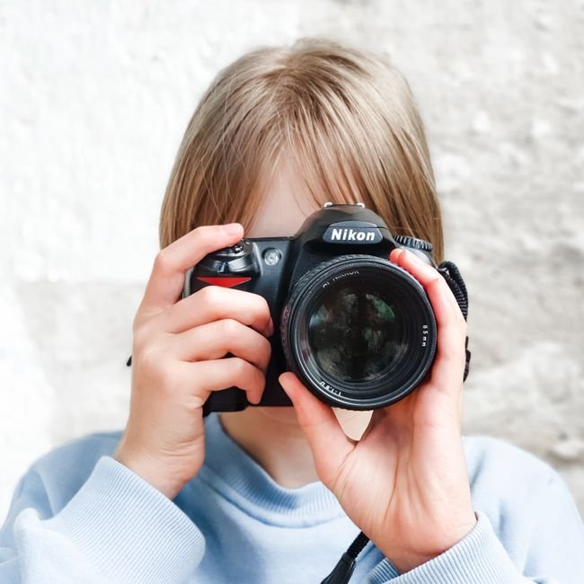 Affordable DSLR Power: Best Cameras for Beginners Under 50K