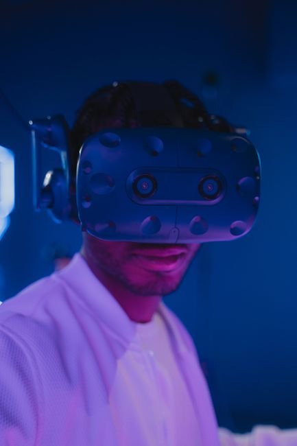 VR Headsets: Revolutionizing Your Gaming Adventures