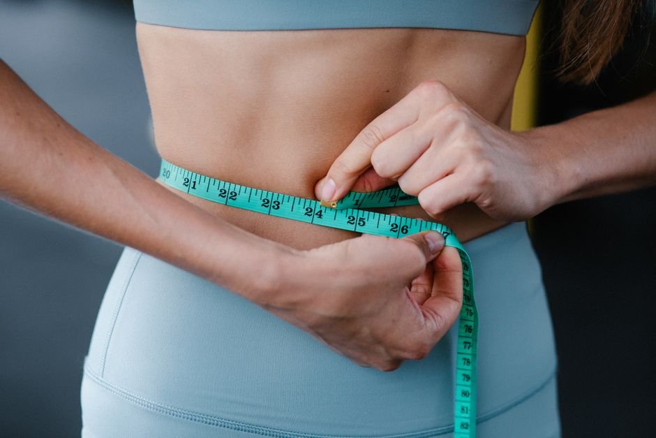 Maximize Your Efforts: Fitness Bands and Calorie Burn for Weight Loss