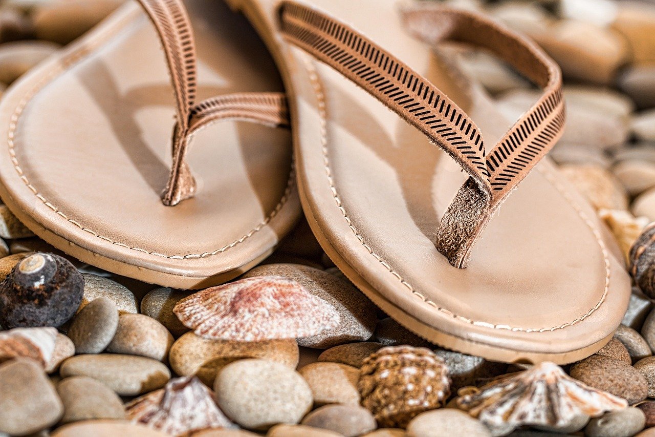 Relaxed Vibes: Comfortable Men's Summer Sandals
