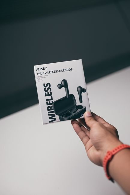 Shop Active Noise Cancelling Bluetooth Earbuds Online
