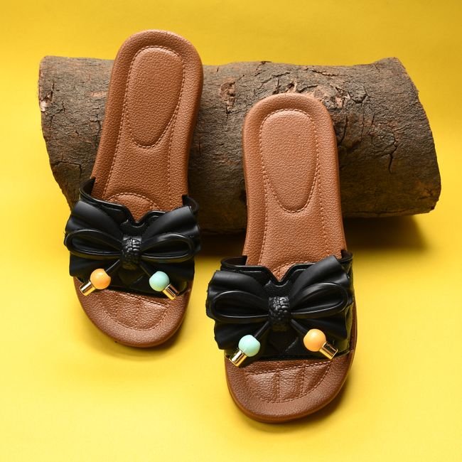 Must-Have Comfortable Sandals for a Stylish Summer
