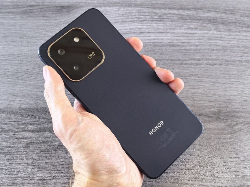 Best Camera Phones Under 15000: Top Picks for Stunning Photos